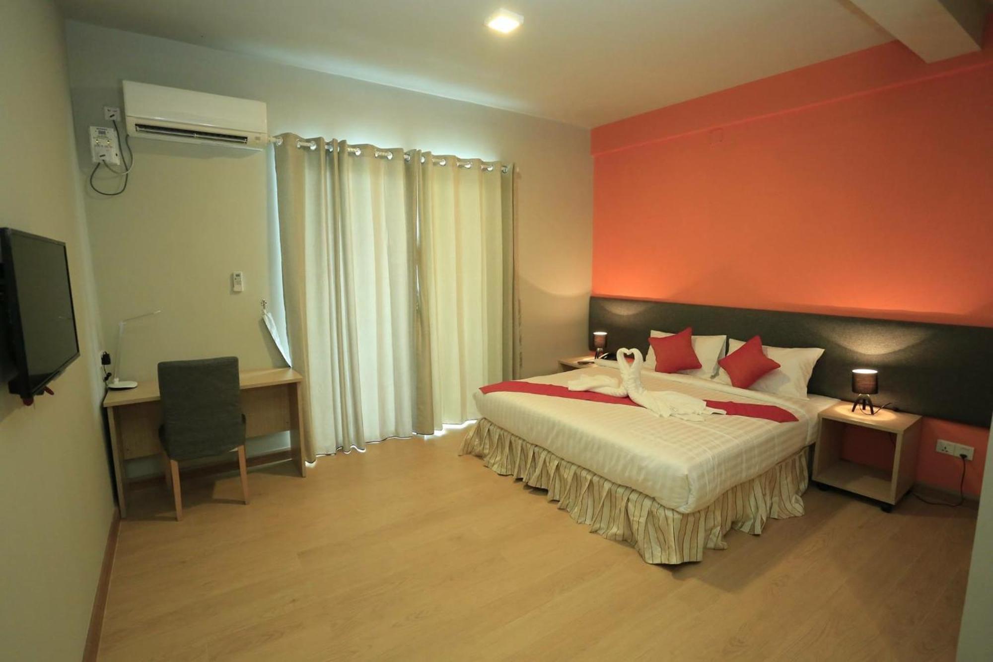 Wh Hotel & Service Apartment Thanlyin Room photo